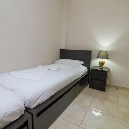 Myl Central - 3Bd + 2Wc + Wifi